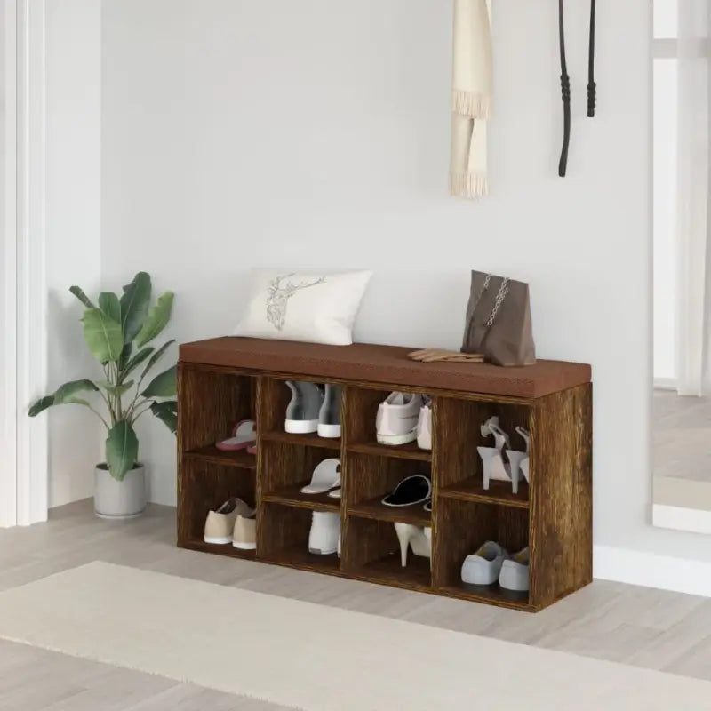 Berg je schoenen op met deze trendy bewerkt hout schoenenbank - Opberg- & halbankjes