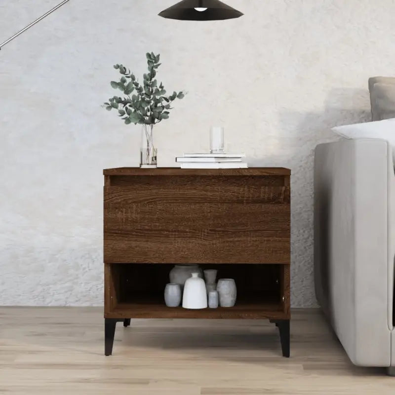 Bijzettafel met bewerkt hout voor een industriële woonkamer stijl - Bijzettafels