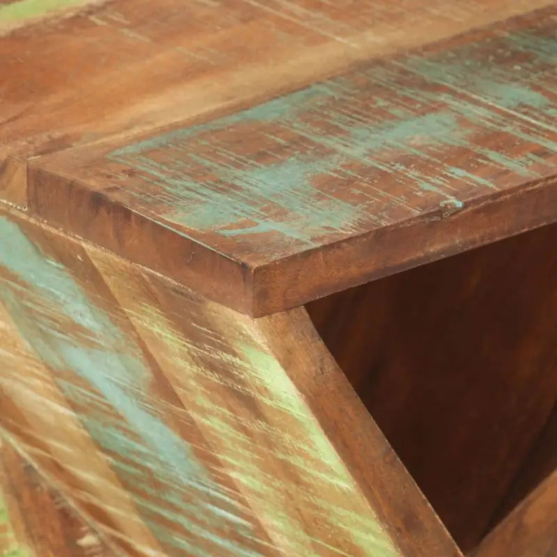Bijzettafel van massief gerecycled hout met rustieke charme - Bijzettafels