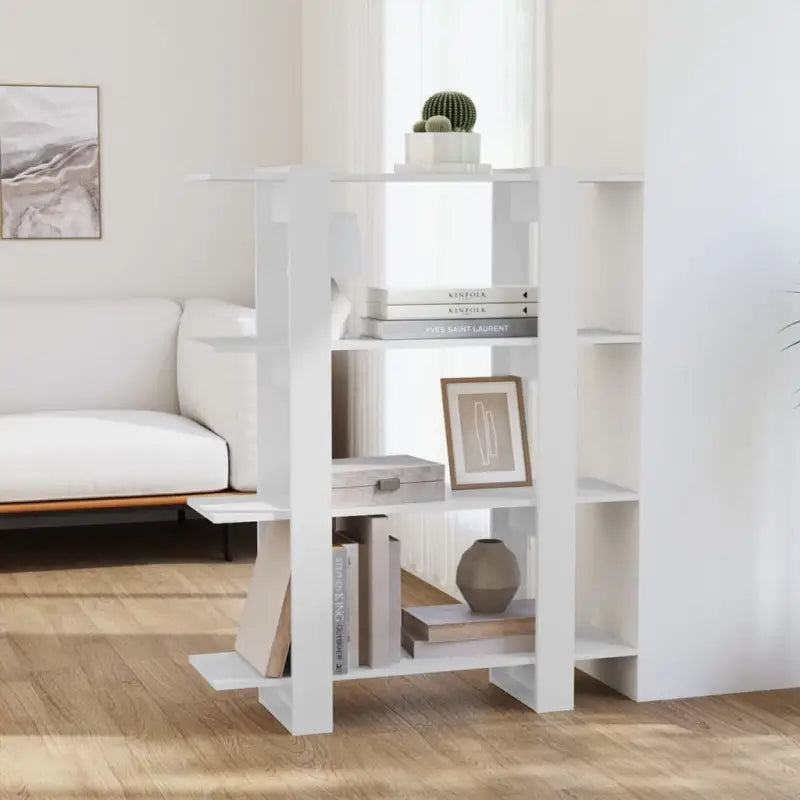 Boekenkast met kamerscherm gebruikt voor een strak en klassiek interieur - Boekenkasten