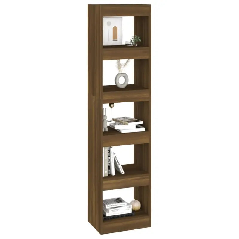 Boekenkast met kamerscherm gebruikt voor stijl en opbergruimte - Boekenkasten
