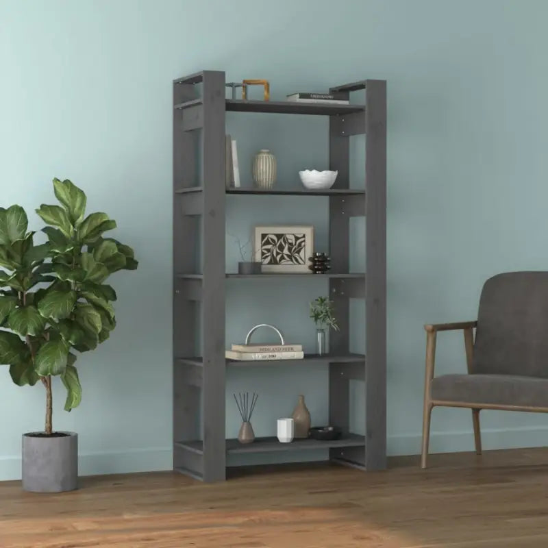 Boekenkast van massief grenenhout voor decoratie en ruimteverdeling - Boekenkasten