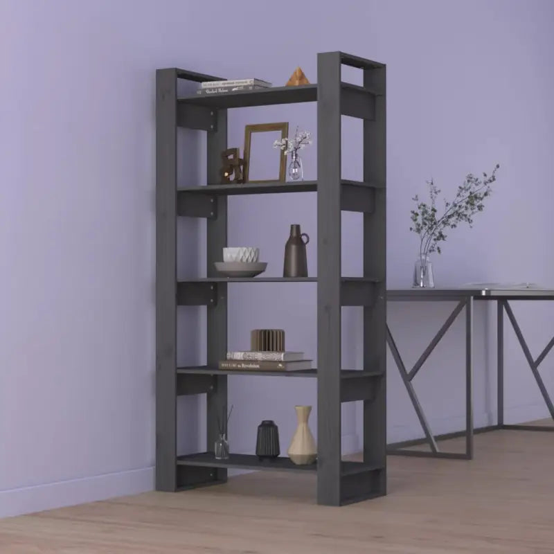 Boekenkast van massief grenenhout voor decoratie en ruimteverdeling - Boekenkasten