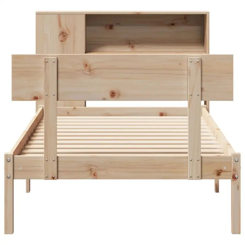 Boekenkastbed van massief grenenhout met ruime totale afmetingen - Bedden & bedframes