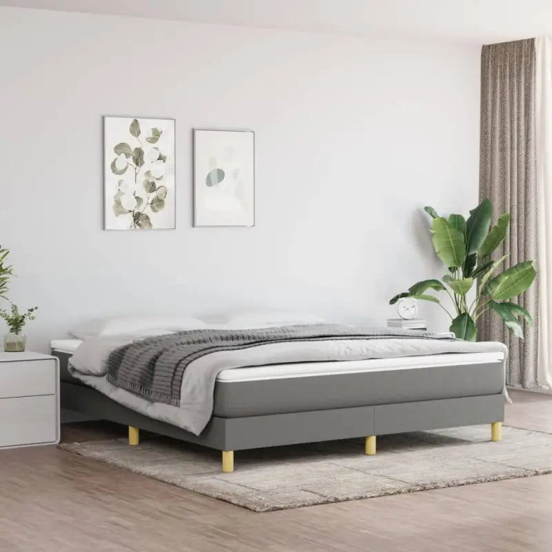 Boxspringbed in donkergrijs met multiplex lattenbodem en ademend materiaal - Bedden & bedframes