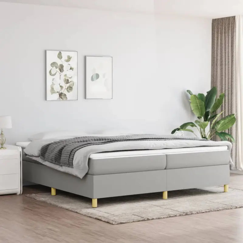 Boxspringbed in donkergrijs met multiplex lattenbodem en ademend materiaal - Lichtgrijs / 200 x 200 cm / 35 cm - Bedden