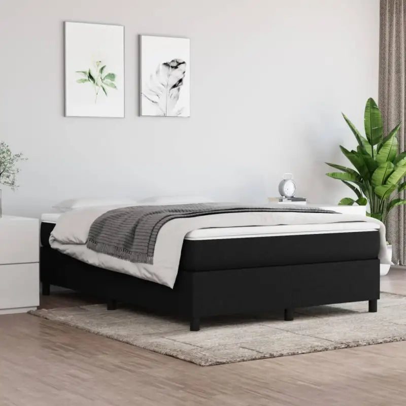 Boxspringbed met multiplex lattenbodem en zwart materiaal voor comfortabele slaap - Bedden & bedframes