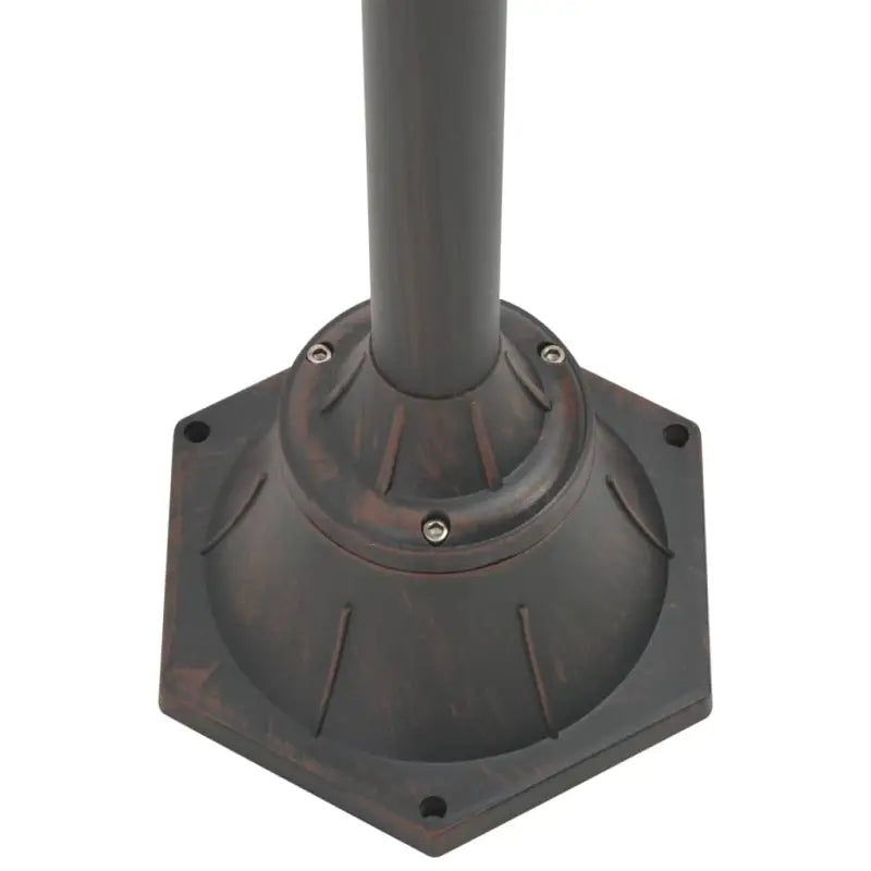 Buitenverlichting met PVC lampenkap voor een veilige en sfeervolle tuin - Buitenverlichting