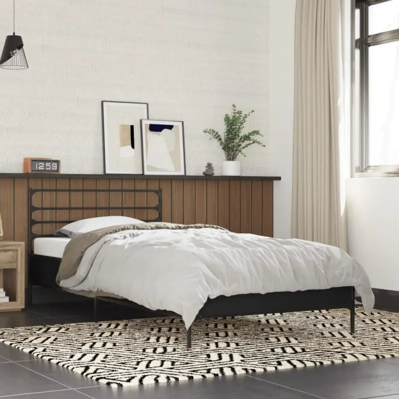 Comfortabel bedframe van bewerkt hout voor elke slaapkamer - Zwart / 75 x 190 cm - Bedden & bedframes