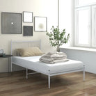 Comfortabel bedframe van gepoedercoat metaal voor een heerlijke nachtrust - Bedden & bedframes
