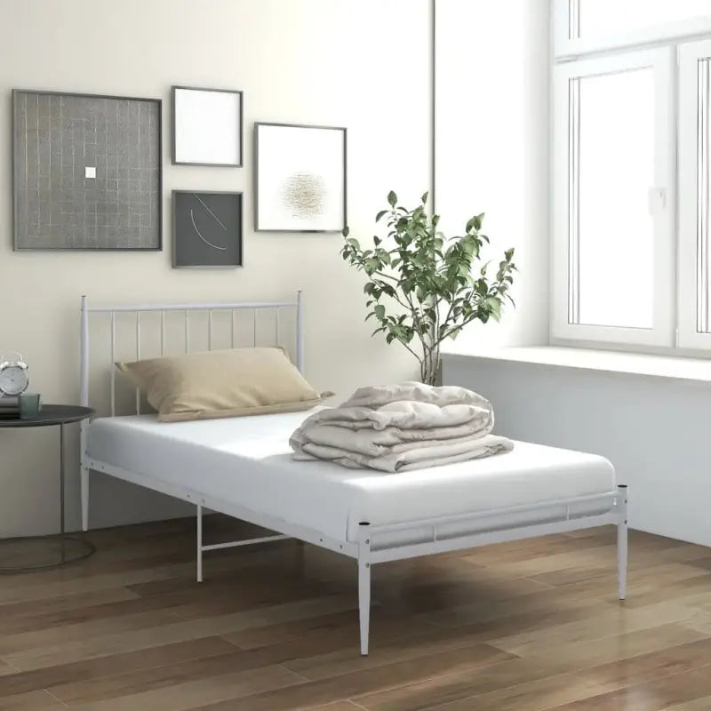 Comfortabel bedframe van gepoedercoat metaal voor een heerlijke nachtrust - Wit / 90 x 200 cm - Bedden & bedframes