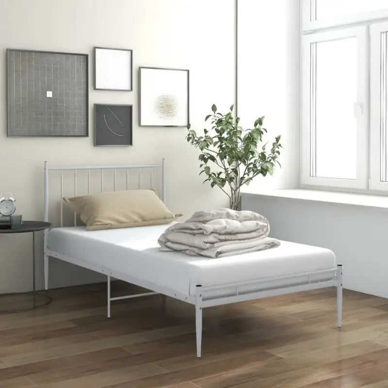 Comfortabel bedframe van gepoedercoat metaal voor een heerlijke nachtrust - Wit / 100 x 200 cm - Bedden & bedframes