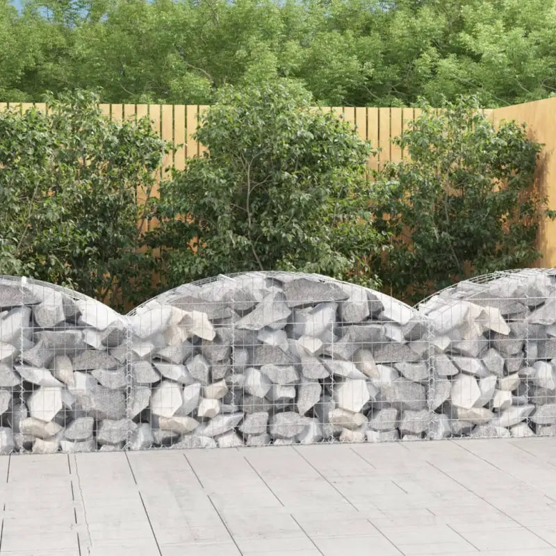 Decoratieve tuinbarrière van gegalvaniseerd ijzer met versterkte schanskorfhaken - 150 x 50 x 60/80 cm / 1