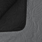 Dekbed met gequilt bloemenontwerp voor warme en decoratieve slaapkamers - Dekbedden