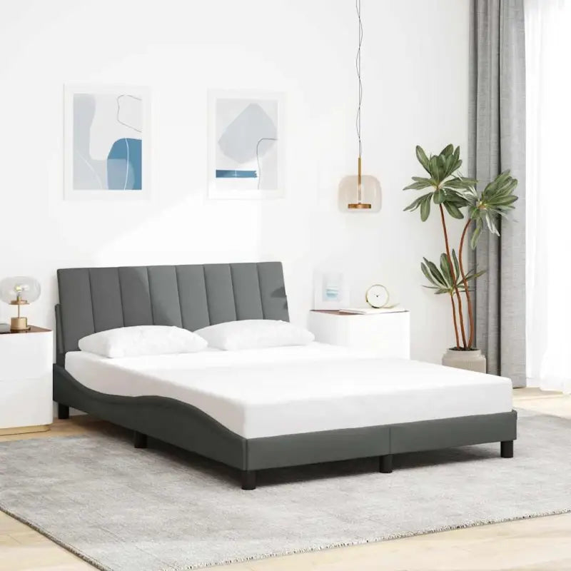 Donkergrijs bedframe met multiplex lattenbodem en hoofdeindekussen - Bedden & bedframes