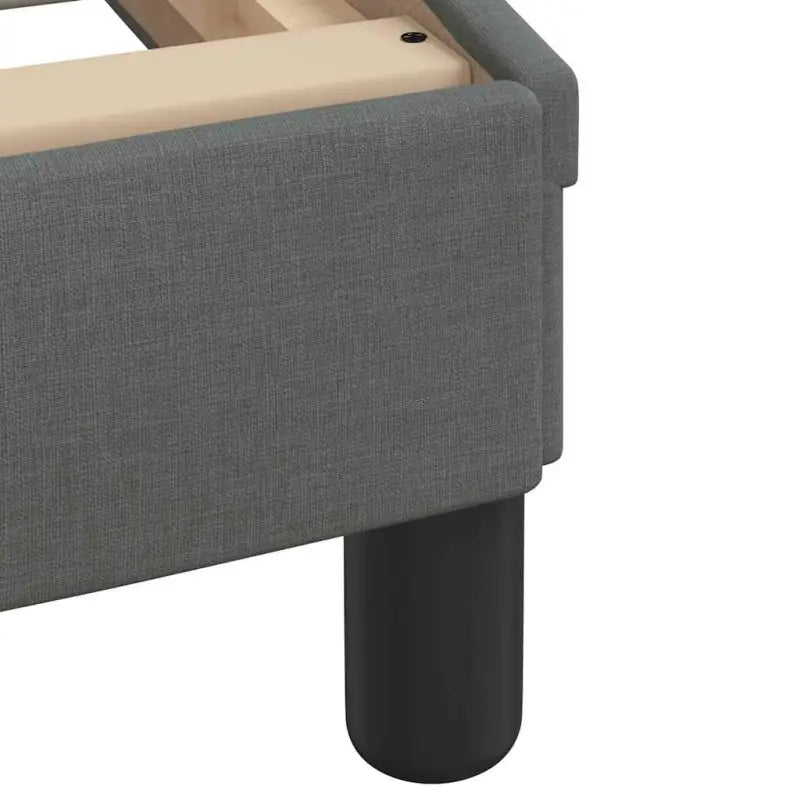 Donkergrijs bedframe met multiplex lattenbodem en hoofdeindekussen - Bedden & bedframes