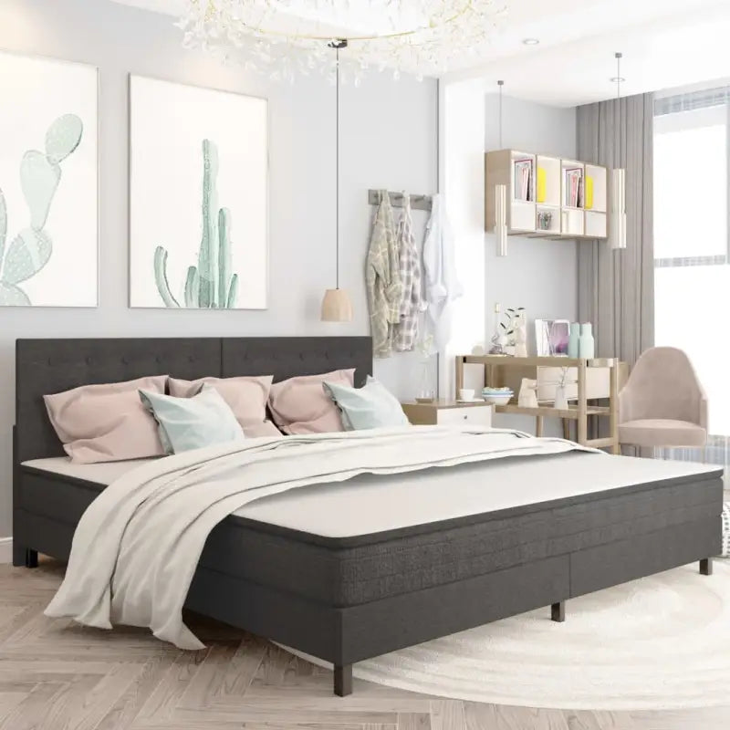Donkergrijs materiaal boxspring met elegant ontwerp voor slaapkamer - 200 x 200 cm / Gecapitonneerd hoofdeinde + 24,5
