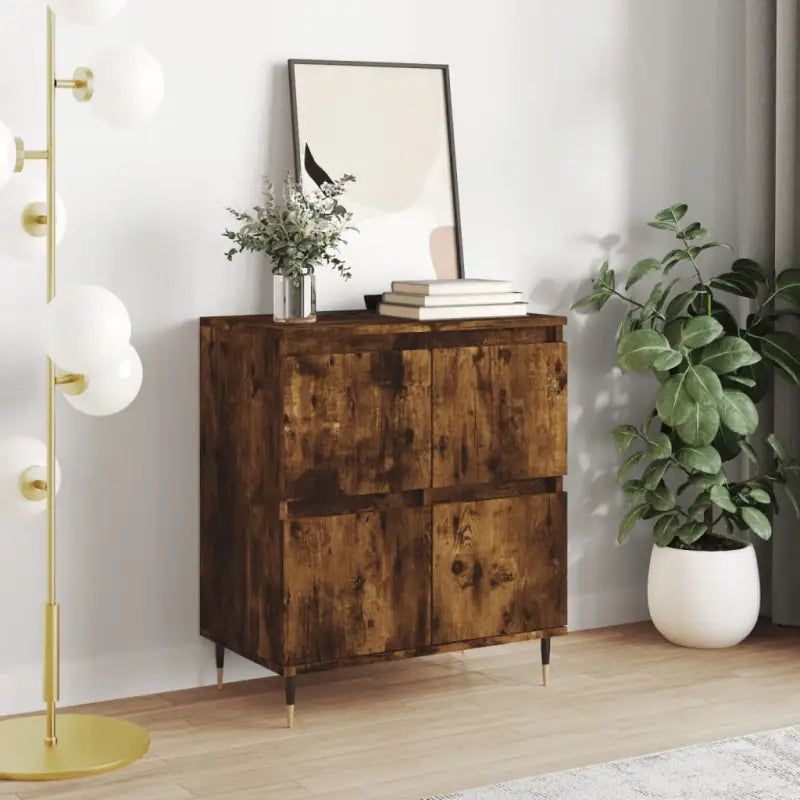 Dressoir van bewerkt hout met ijzeren poten voor een tijdloze uitstraling - Dressoirs & buffetkasten