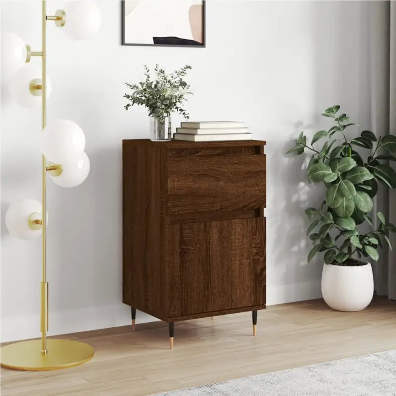 Dressoirs en buffetkasten van bewerkt hout met ijzeren poten - Bruineiken / 1 - Dressoirs & buffetkasten