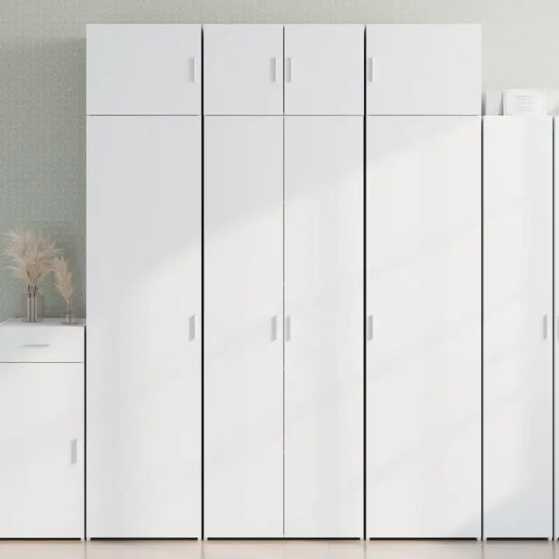 Dressoirs en buffetkasten van bewerkt hout voor extra opbergruimte - Dressoirs & buffetkasten