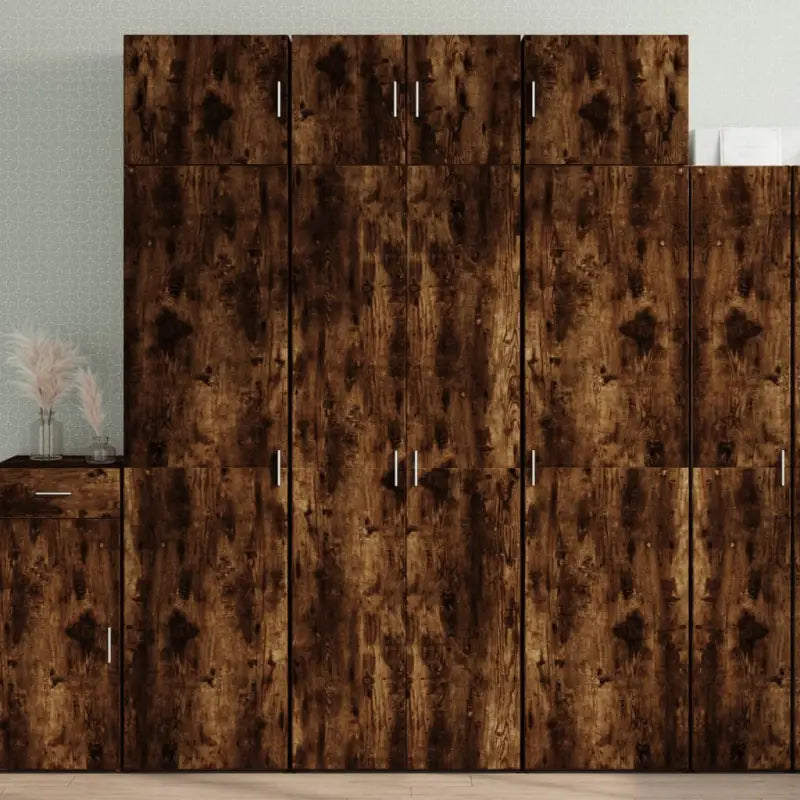 Dressoirs en buffetkasten van bewerkt hout voor extra opbergruimte - Gerookt eiken / 1 - Dressoirs & buffetkasten