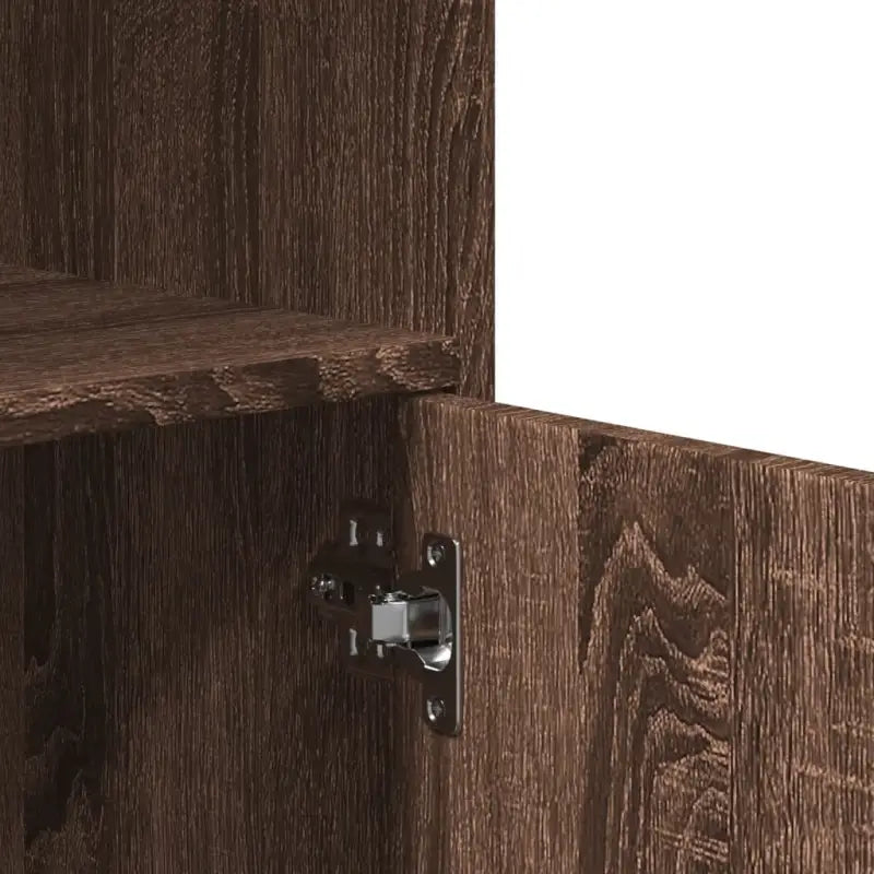 Dressoirs en buffetkasten van bewerkt hout voor stevige opbergruimte - Dressoirs & buffetkasten