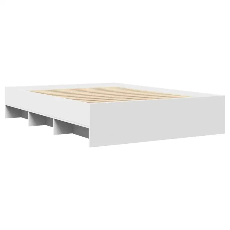 Duurzaam bedframe van bewerkt hout voor een goede nachtrust - Bedden & bedframes