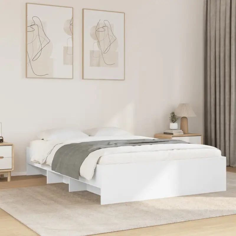 Duurzaam bedframe van bewerkt hout voor een goede nachtrust - Wit / 135 x 190 cm - Bedden & bedframes