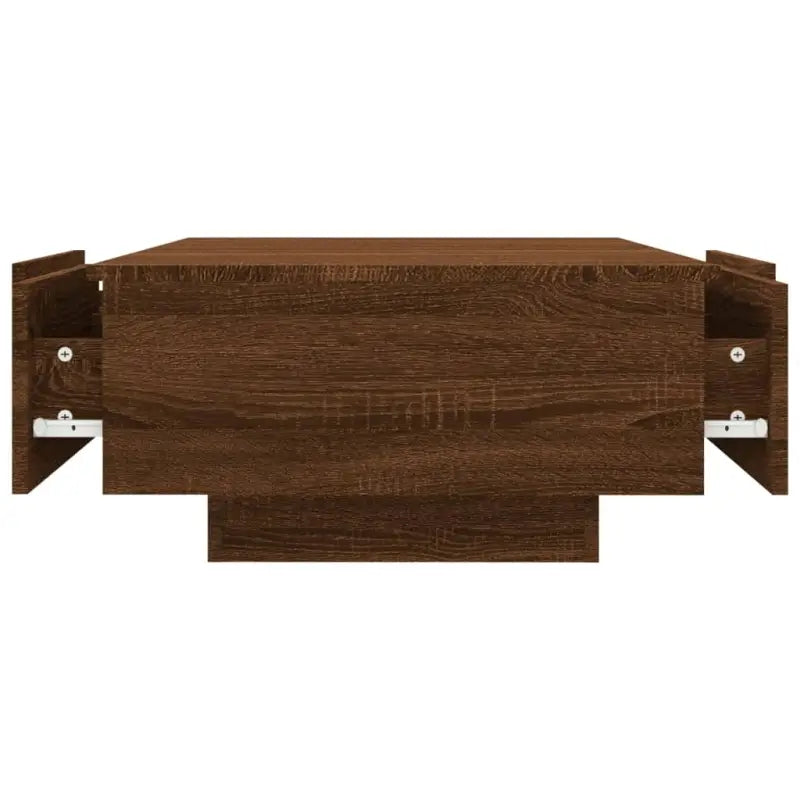Eenvoudige salontafel van bewerkt hout met elegante afwerking - Salontafels