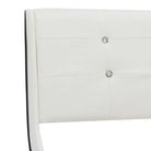 Elegant klassiek bedframe met stalen poten en gemakkelijk schoon te maken gevoerde hoes - Bedden & bedframes