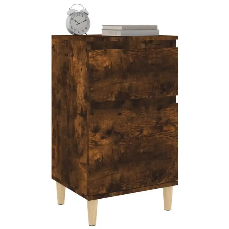 Elegant nachtkastje van bewerkt hout voor een tijdloze uitstraling - Nachtkastjes