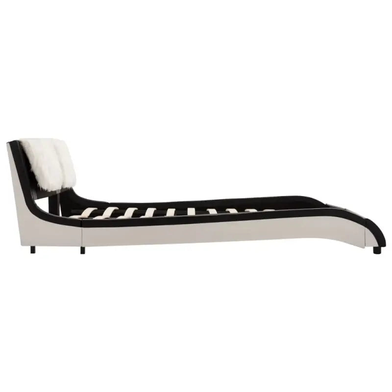 Elegante bedframe met stalen poten voor een moderne slaapkamer uitstraling - zwart en wit (harig hoofdbord) / 180 x 200
