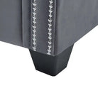 Elegante Chesterfield bank met houten frame en kristallen knopen - Grijs / L-vormig - Banken