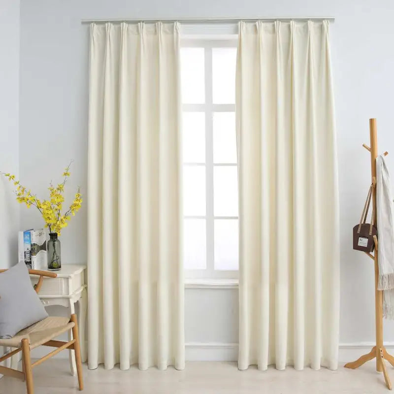 Elegante fluwelen gordijnen met metalen haken en snelle levering bevat - Crème / 140 x 245 cm / 2 - Gordijnen & vitrages