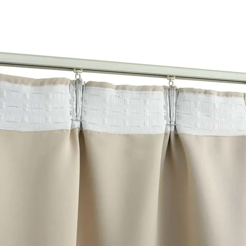 Elegante gordijnen met metalen haken voor privacy en stijl in huis - Gordijnen & vitrages