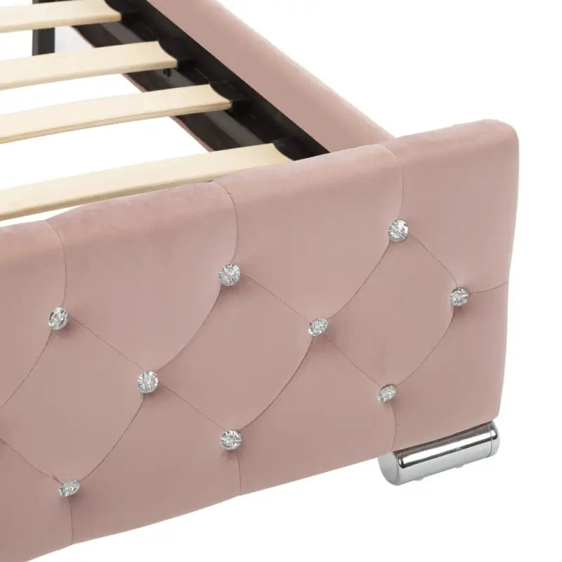 Elegante Klassieke Bedframe voor een Charmante Slaapkamer - Bedden & bedframes