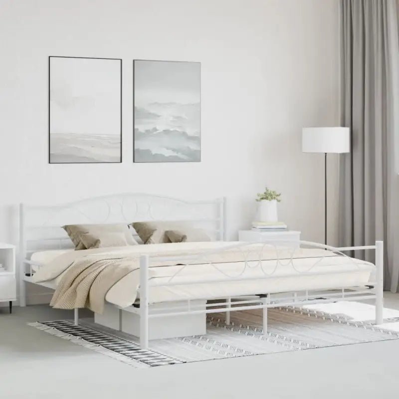 Elegante metalen bedframe voor een klassieke slaapkamer sfeer - Wit / 180 x 200 cm - Bedden & bedframes