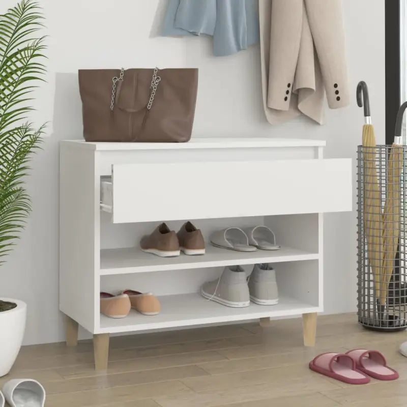 Elegante schoenenkast van bewerkt hout voor een opgeruimde ruimte - Schoenenrekken