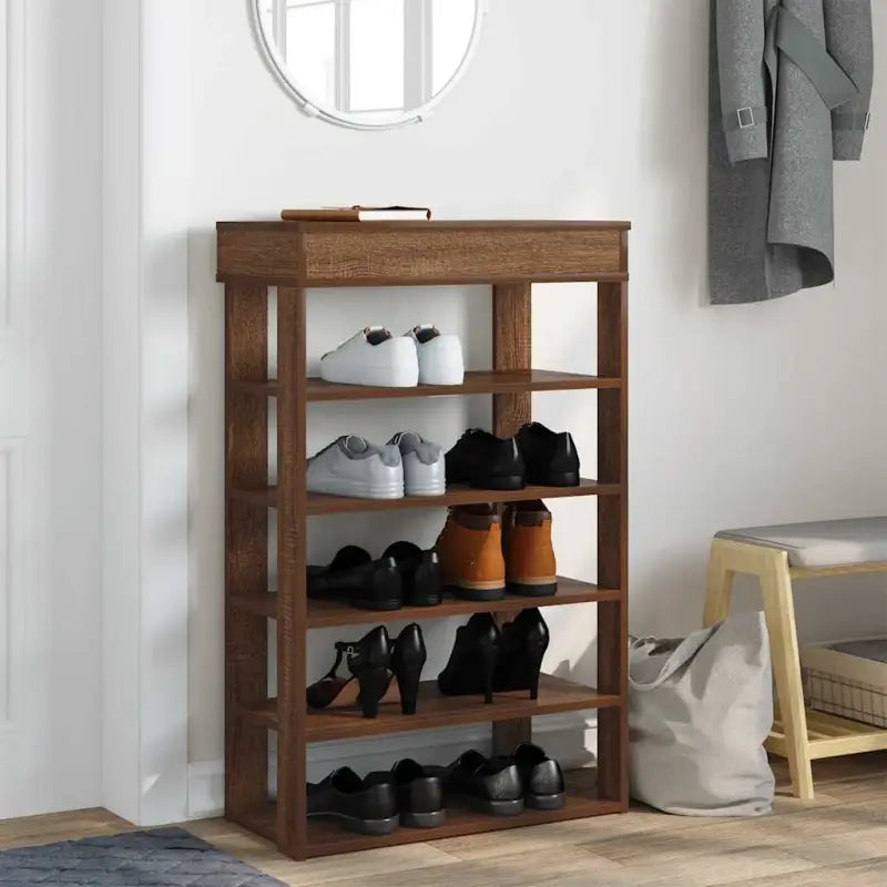 Elegante schoenenrek van bewerkt hout voor een opgeruimde ruimte - Schoenenrekken