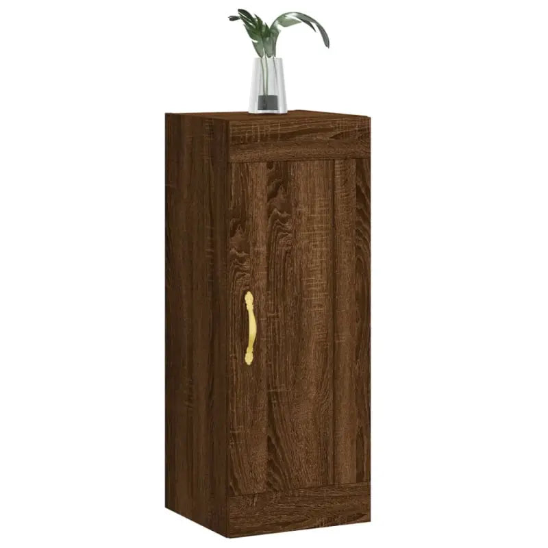 Elegante wandkast van bewerkt hout met tijdloos ontwerp - Dressoirs & buffetkasten