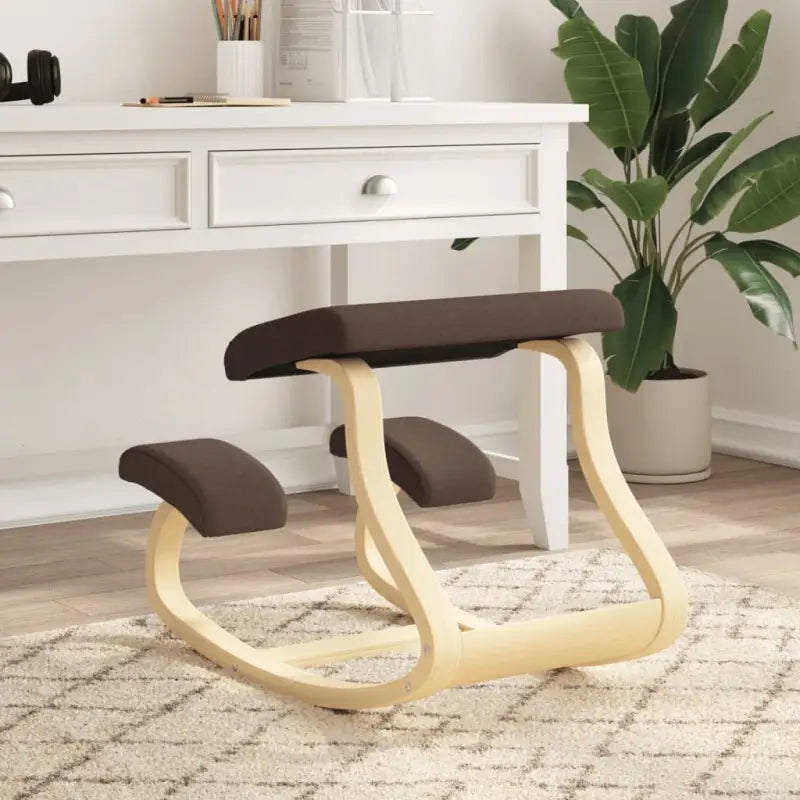 Ergonomische knielstoel van berkenhout multiplex voor rugvriendelijk zitten - Bruin / 1 - Schommelstoelen