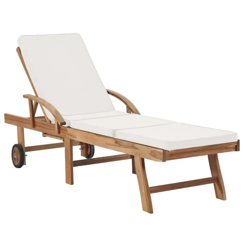 Fijn geschuurde houten ligstoelen met rustieke charme voor buitenruimte - Ligstoelen
