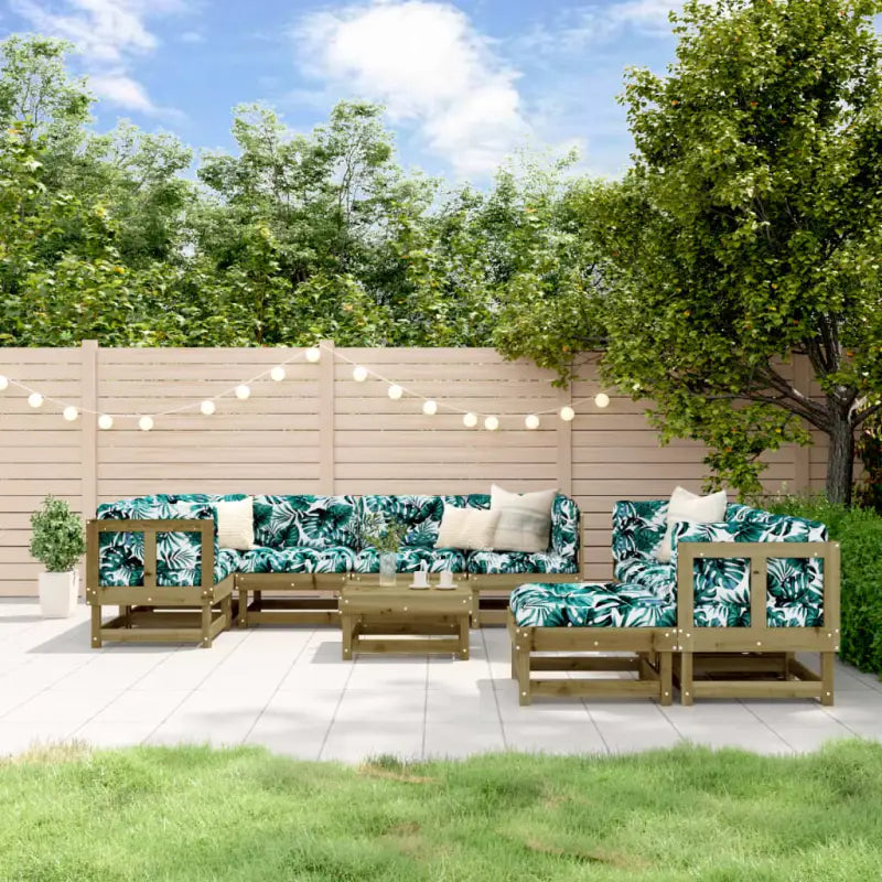 Geniet van je tuin met een geïmpregneerd grenenhout loungeset met voetenbank en salontafel - Bruin - Tuinsets
