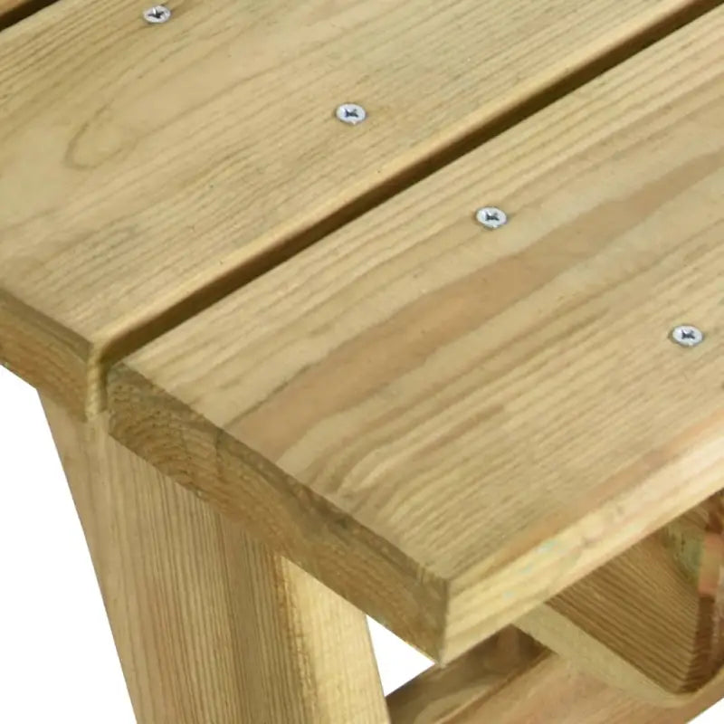 Groen geïmpregneerde houten tuintafel met trendy en praktisch ontwerp - Tuintafels