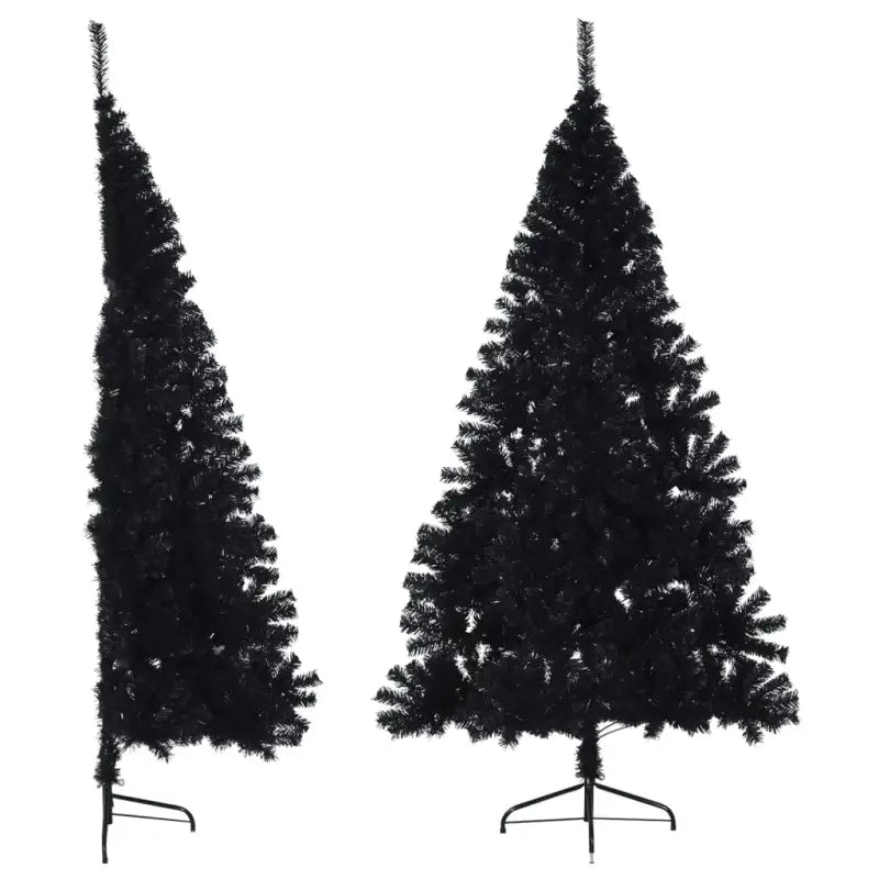 Halve kunstkerstboom voor een volle en realistische feestdagen sfeer - Zwart / 240 x 125 cm / 1 - Kerstbomen