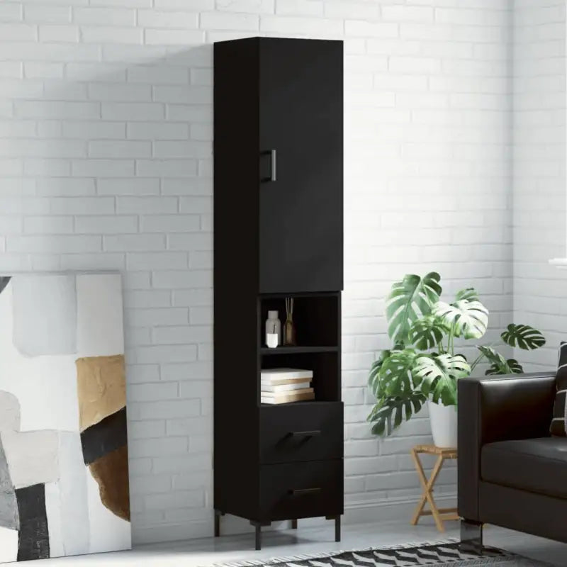 Hoge kast van bewerkt hout met duurzame charme en stijlvolle uitstraling - Dressoirs & buffetkasten
