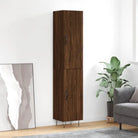 Hoge kast van bewerkt hout met moderne charme en duurzaamheid - Dressoirs & buffetkasten