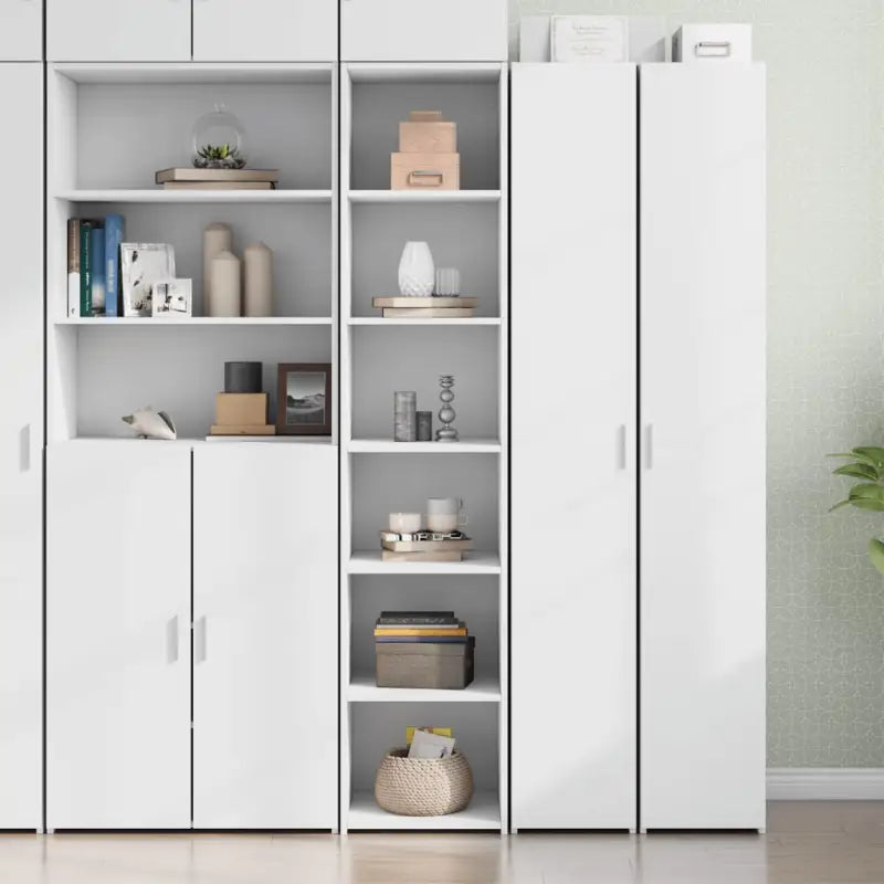 Hoge kast van bewerkt hout voor een elegante uitstraling in je bestaande interieur - Wit / 1 - Dressoirs & buffetkasten