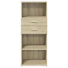 Hoge kast van bewerkt hout voor een stijlvolle inrichting - Dressoirs & buffetkasten
