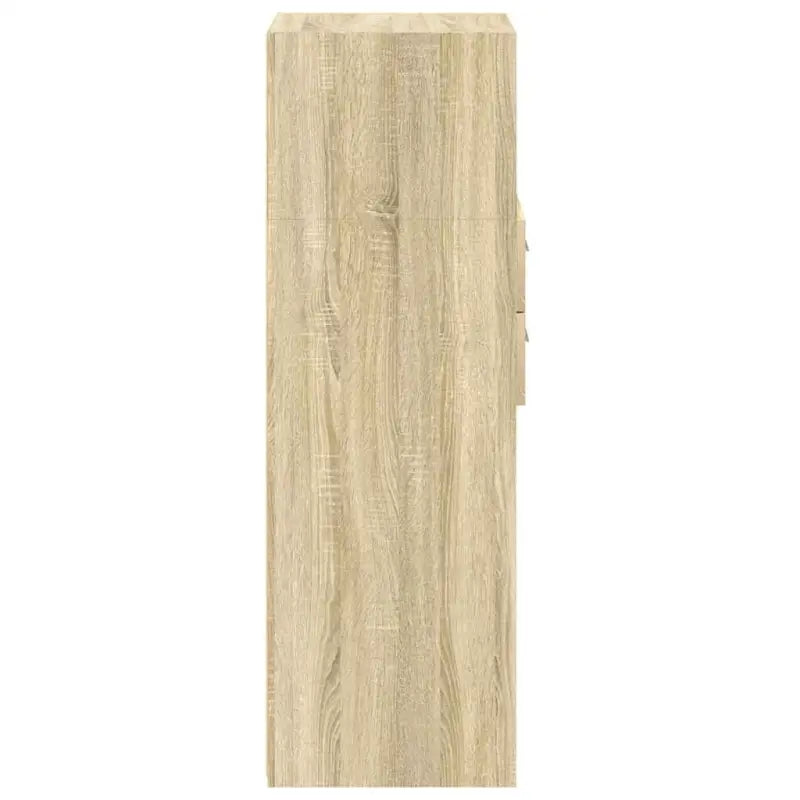 Hoge kast van bewerkt hout voor een stijlvolle inrichting - Dressoirs & buffetkasten